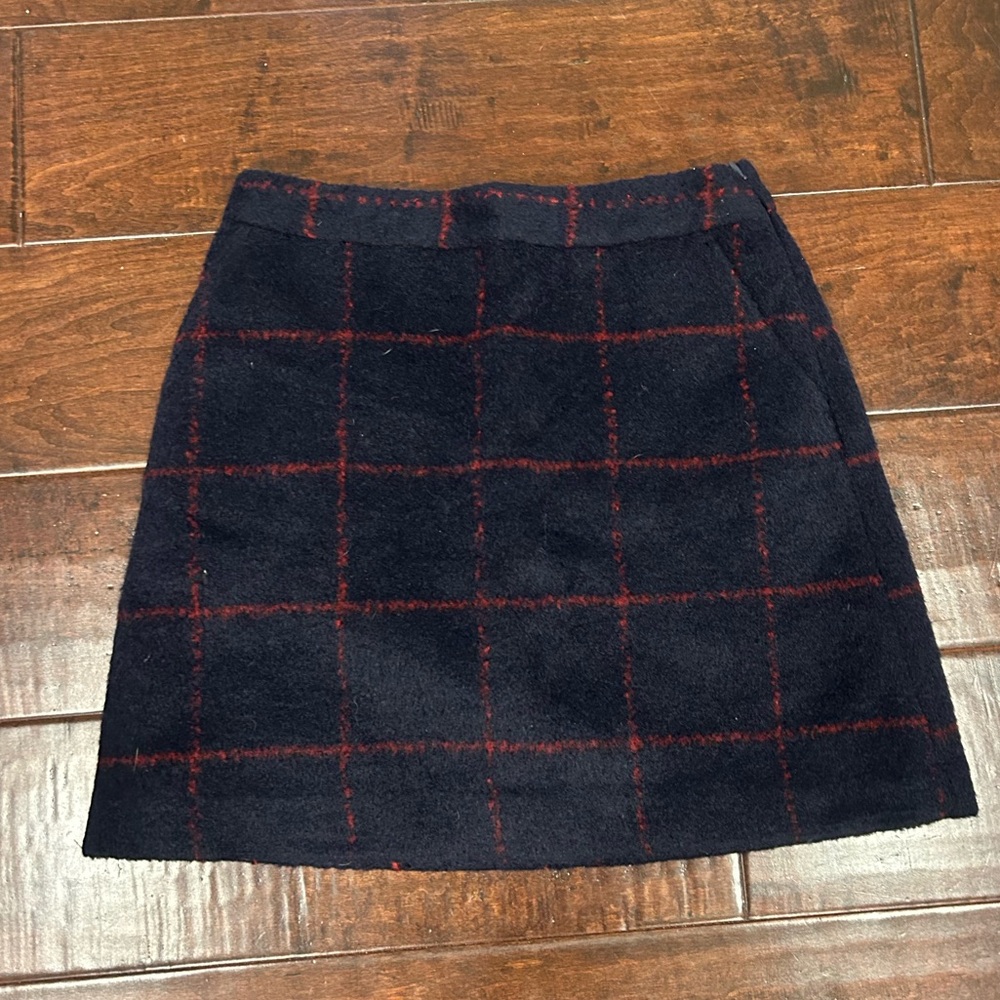 Abercrombie & Fitch Dark Navy and Red Plaid Felt Mini Skirt